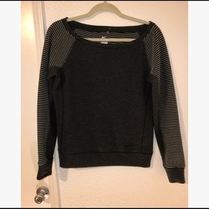 NIKE patterned sleeve gray crew sweater